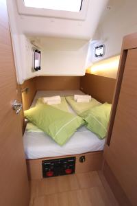 sun-odyssey-410-griechenland-lavrion-sailvation-yachting-07