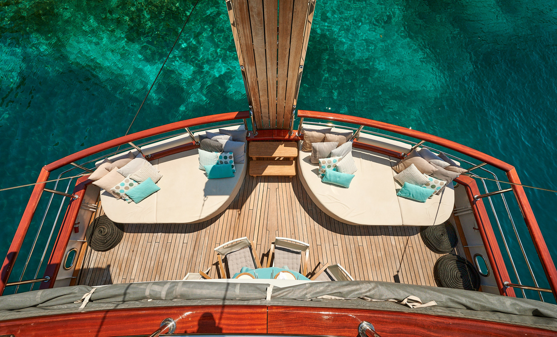 _NZ64047_ivanisevicivan.com