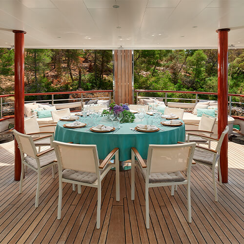 yacht-charter-corsario